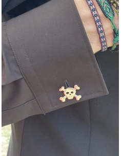 Gemelos hechos a mano de calavera en Galicia 2