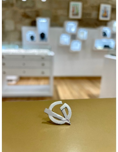 Pin personalizado en plata by PATO