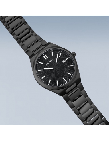 Reloj Bering Classic negro cepillado...