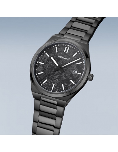 Reloj Bering Classic negro cepillado...